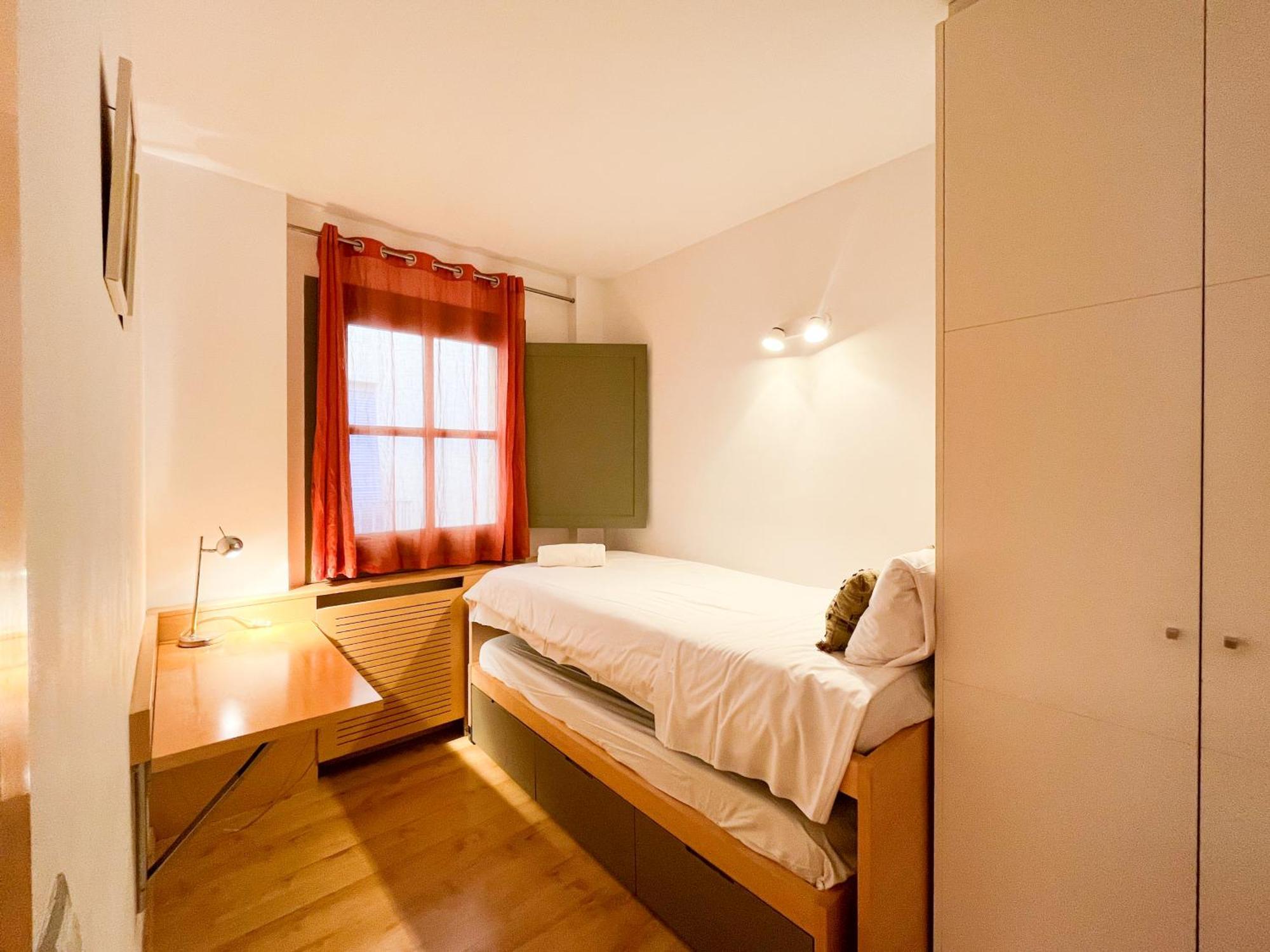 Lugar Perfecto En El Casco Antiguo De Appartement Gerona